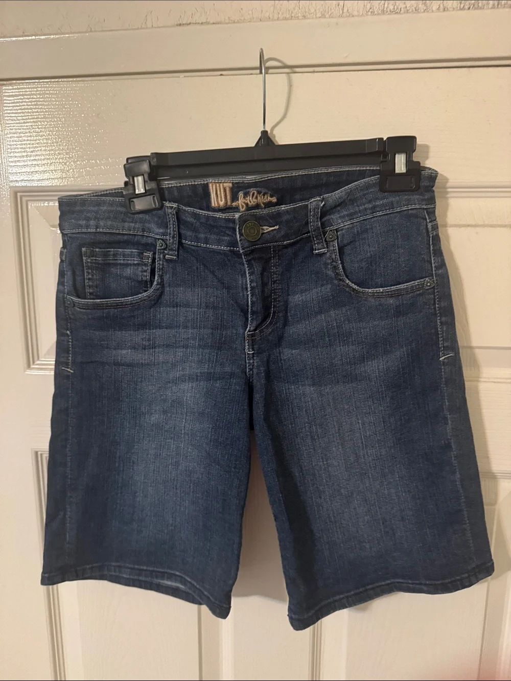 Kut from the Kloth Women’s Medium Blue Denim Shorts